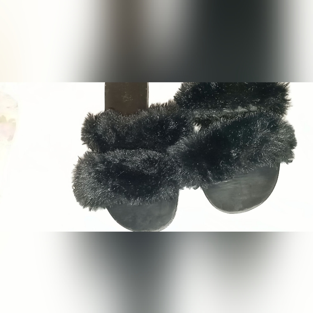 Shoes - Picture 2 of 2
